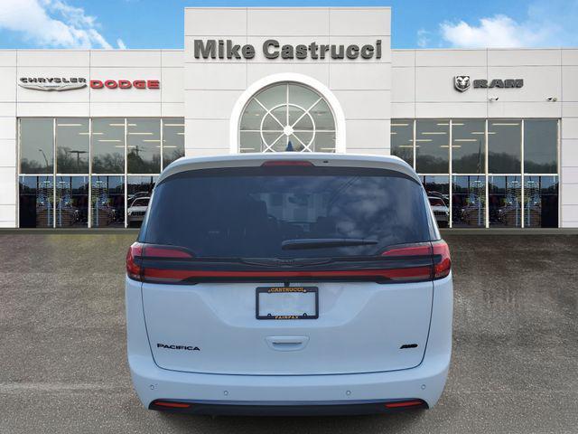 new 2026 Chrysler Pacifica car, priced at $43,611