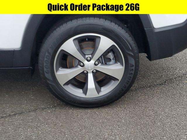 used 2020 Jeep Cherokee car, priced at $17,076