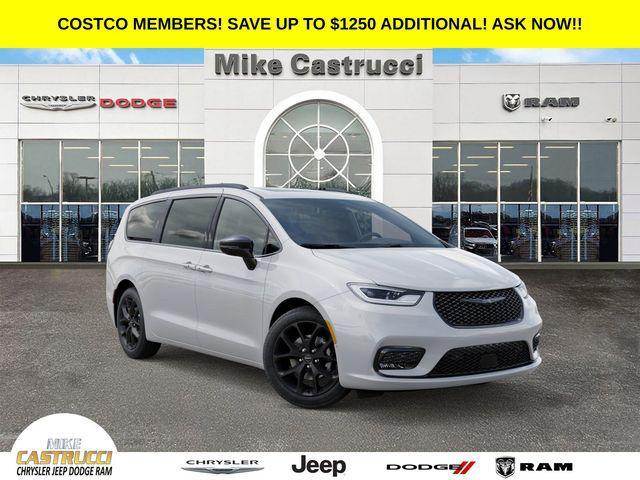 new 2026 Chrysler Pacifica car, priced at $47,995