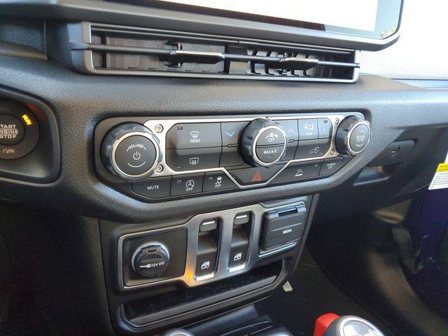 new 2026 Jeep Wrangler car, priced at $39,495