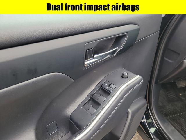 used 2021 Toyota Highlander car, priced at $29,173