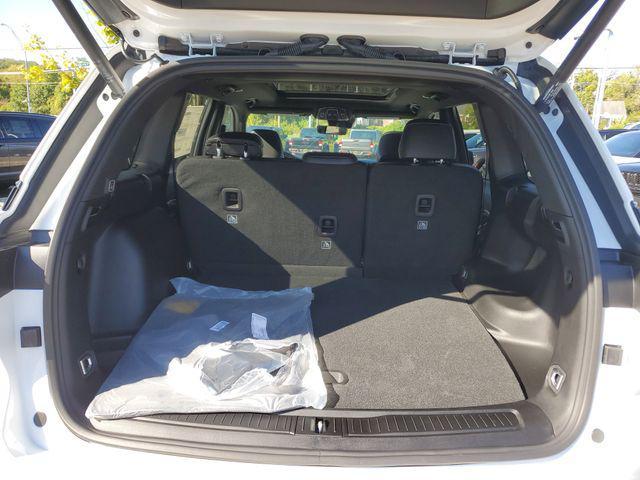 new 2025 Jeep Grand Cherokee car, priced at $47,995