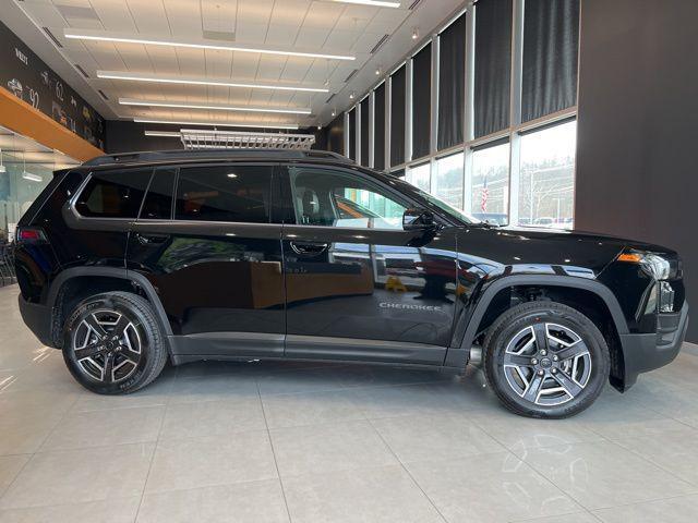 new 2026 Jeep Cherokee car, priced at $38,995