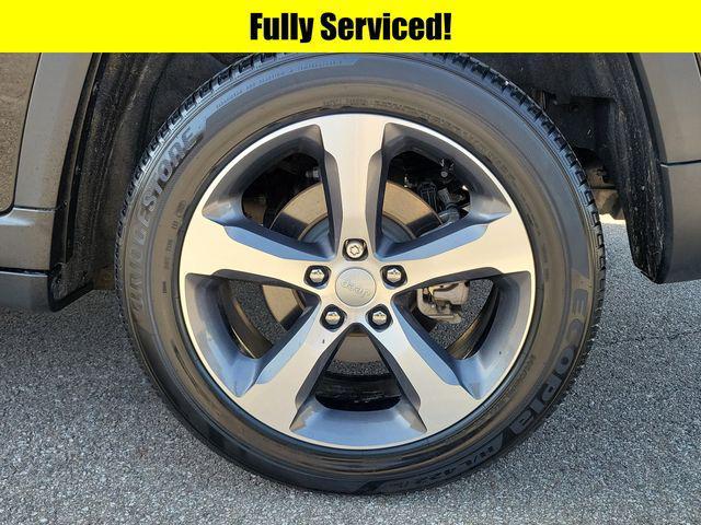 used 2023 Jeep Grand Cherokee car, priced at $32,024