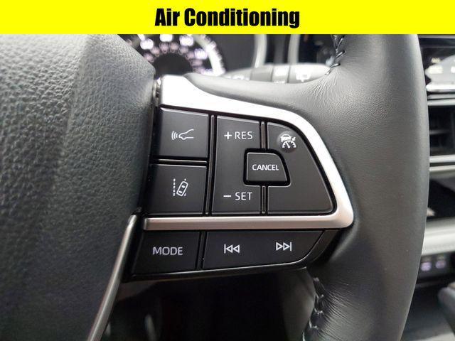 used 2024 Toyota Highlander car, priced at $41,673