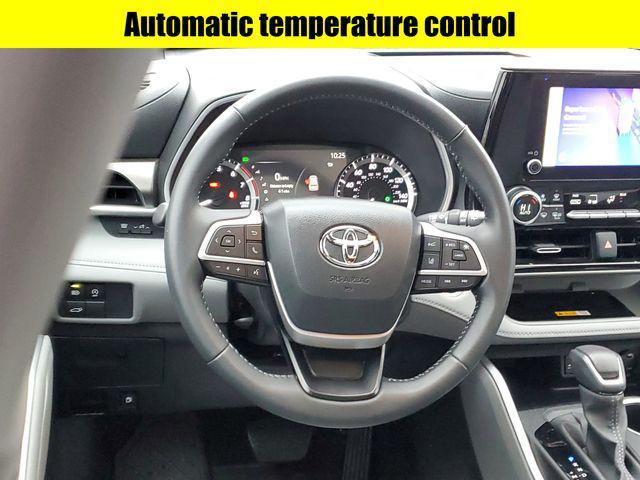 used 2024 Toyota Highlander car, priced at $41,673