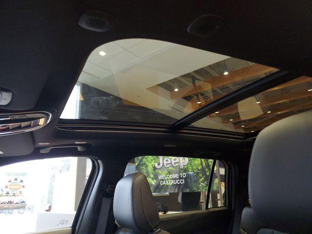 new 2026 Jeep Cherokee car, priced at $41,995