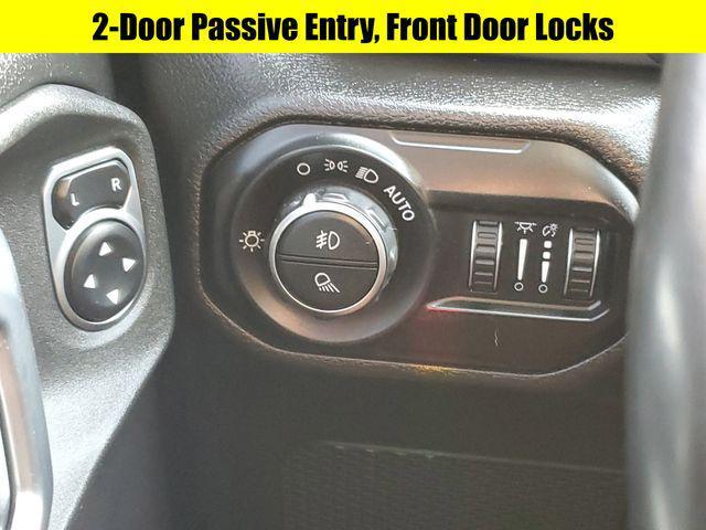 used 2022 Jeep Gladiator car, priced at $25,260