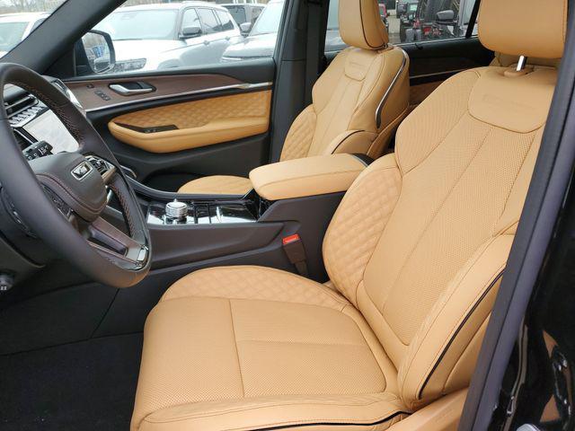 new 2025 Jeep Grand Cherokee L car, priced at $59,995