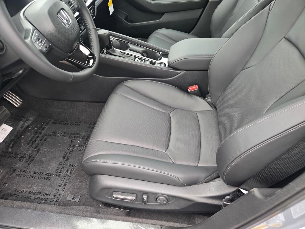 new 2025 Honda Accord Hybrid car, priced at $38,720