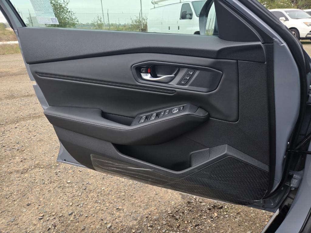 new 2025 Honda Accord Hybrid car, priced at $38,720