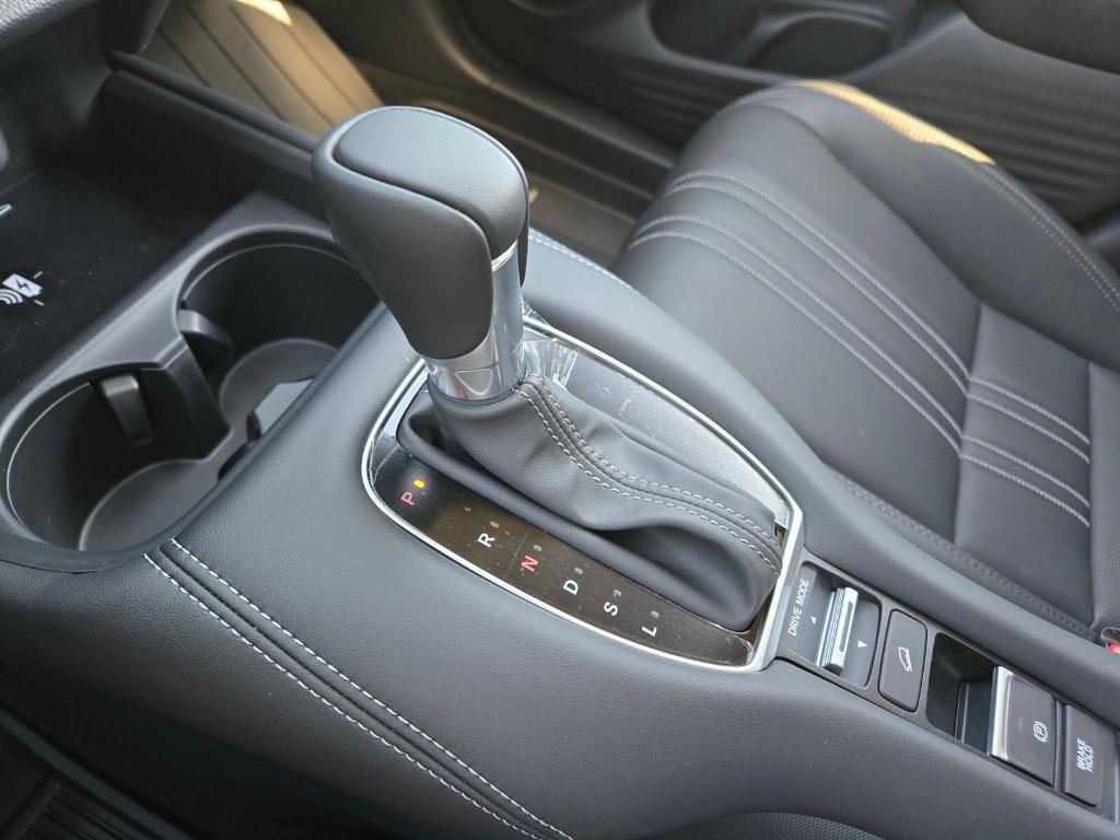 new 2026 Honda HR-V car, priced at $35,450