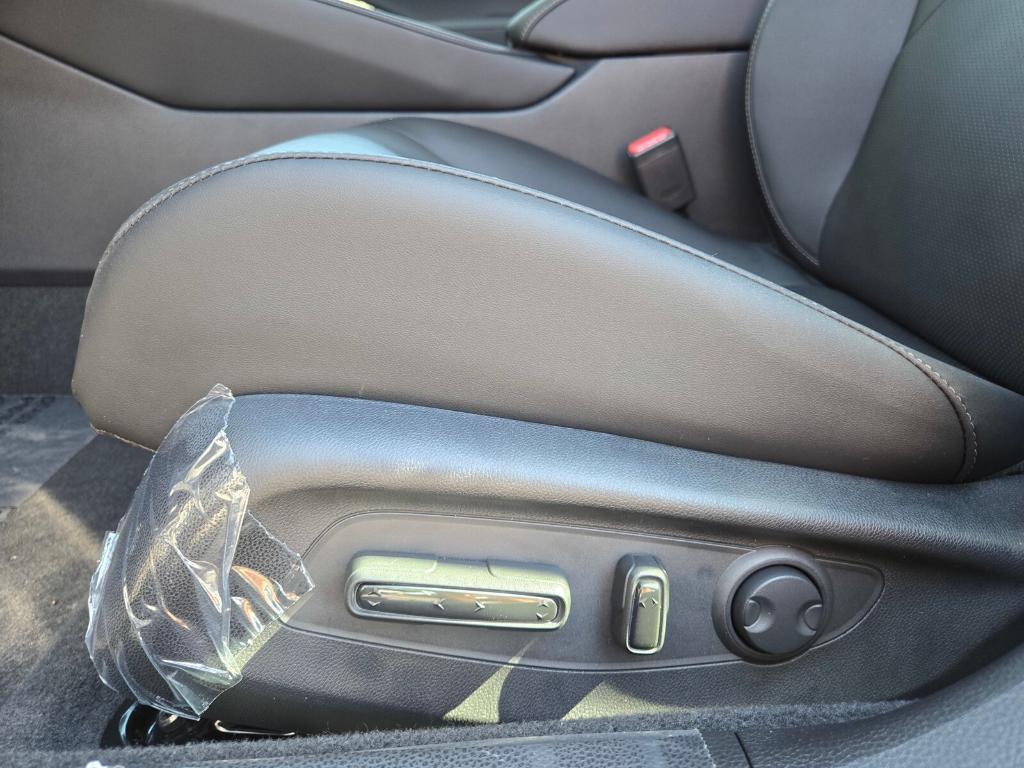 new 2025 Honda Accord Hybrid car, priced at $42,190