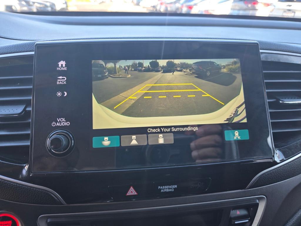 used 2021 Honda Pilot car, priced at $23,432