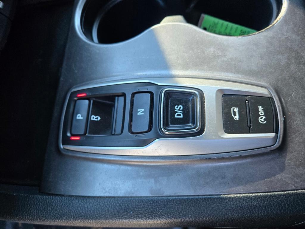 used 2021 Honda Pilot car, priced at $23,432