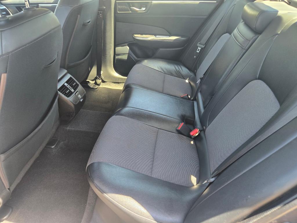 used 2018 Honda Clarity Plug-In Hybrid car, priced at $15,993