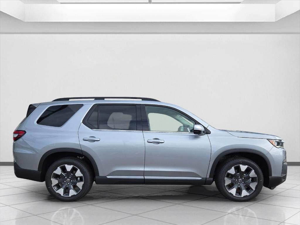 new 2026 Honda Pilot car, priced at $56,685