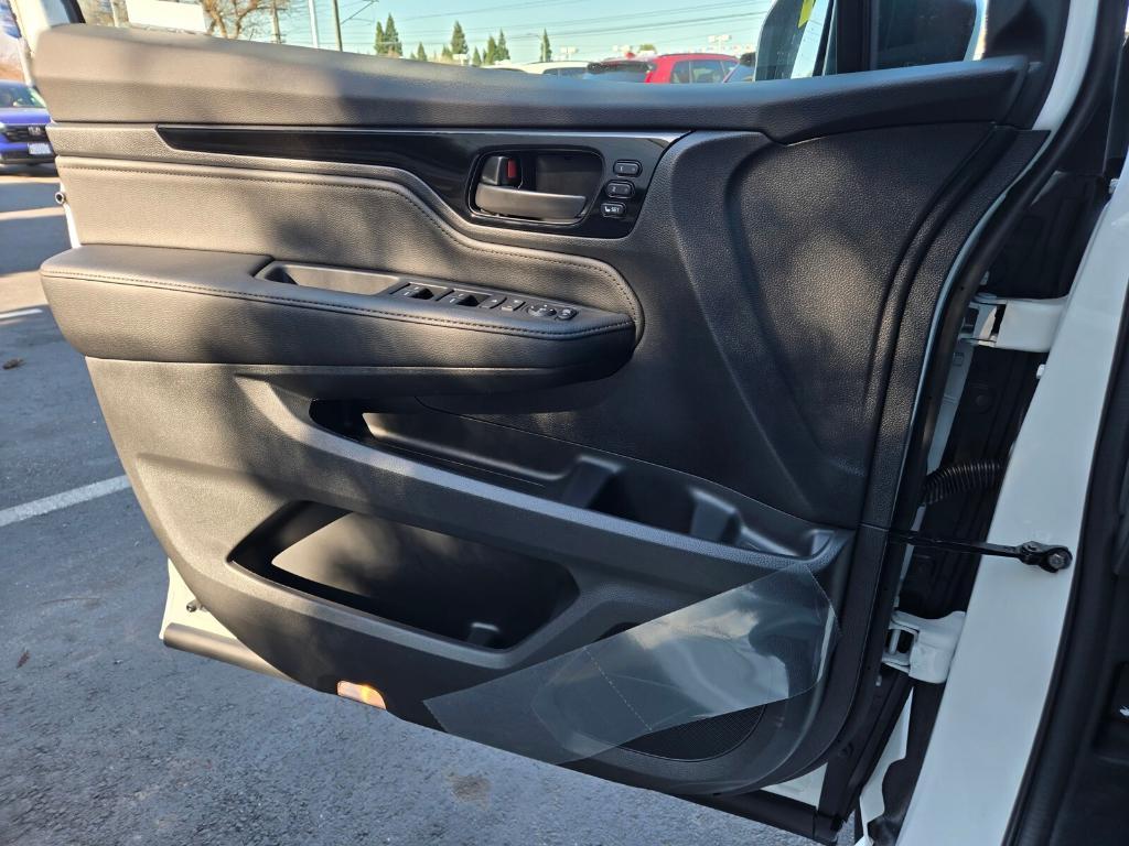 new 2026 Honda Odyssey car, priced at $51,140