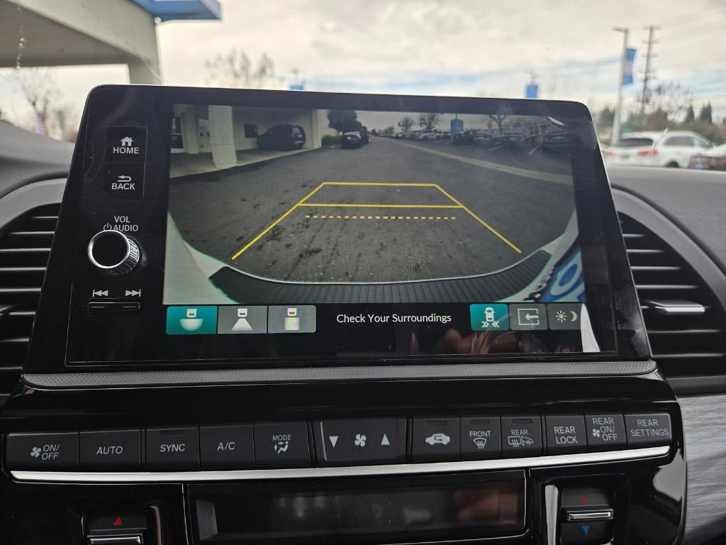 new 2026 Honda Odyssey car, priced at $55,340