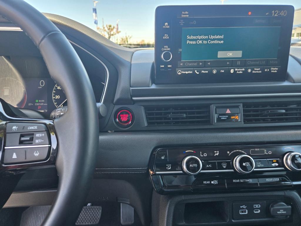 used 2025 Honda Pilot car, priced at $46,221