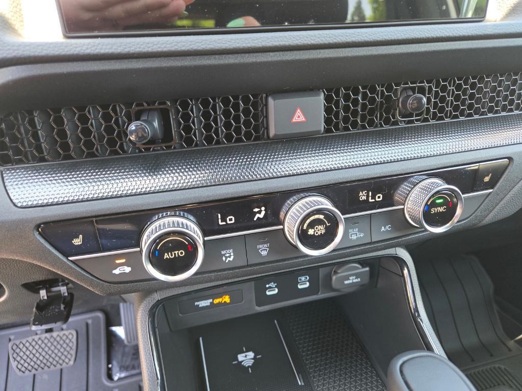 new 2026 Honda CR-V Hybrid car, priced at $39,230