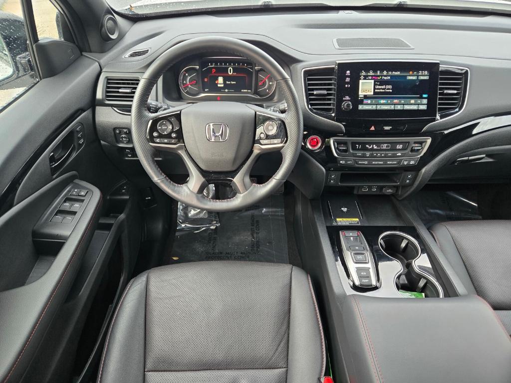 used 2025 Honda Passport car, priced at $43,982