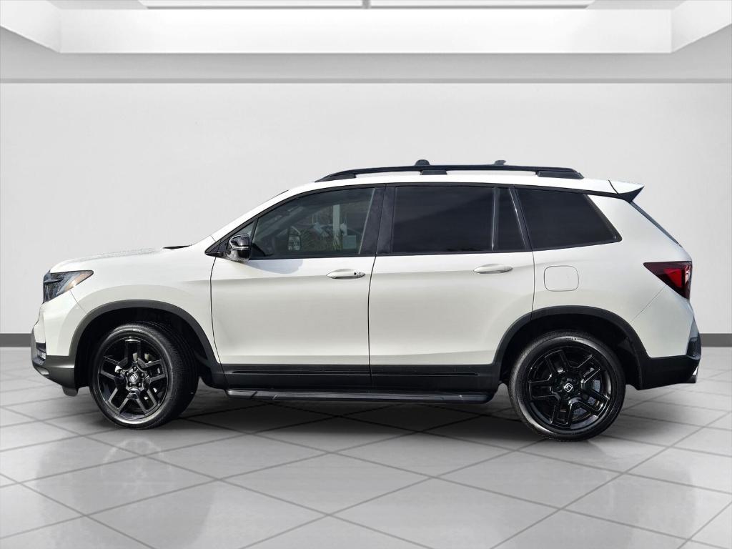 used 2025 Honda Passport car, priced at $43,982