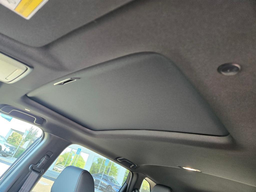 new 2026 Honda CR-V Hybrid car, priced at $43,370