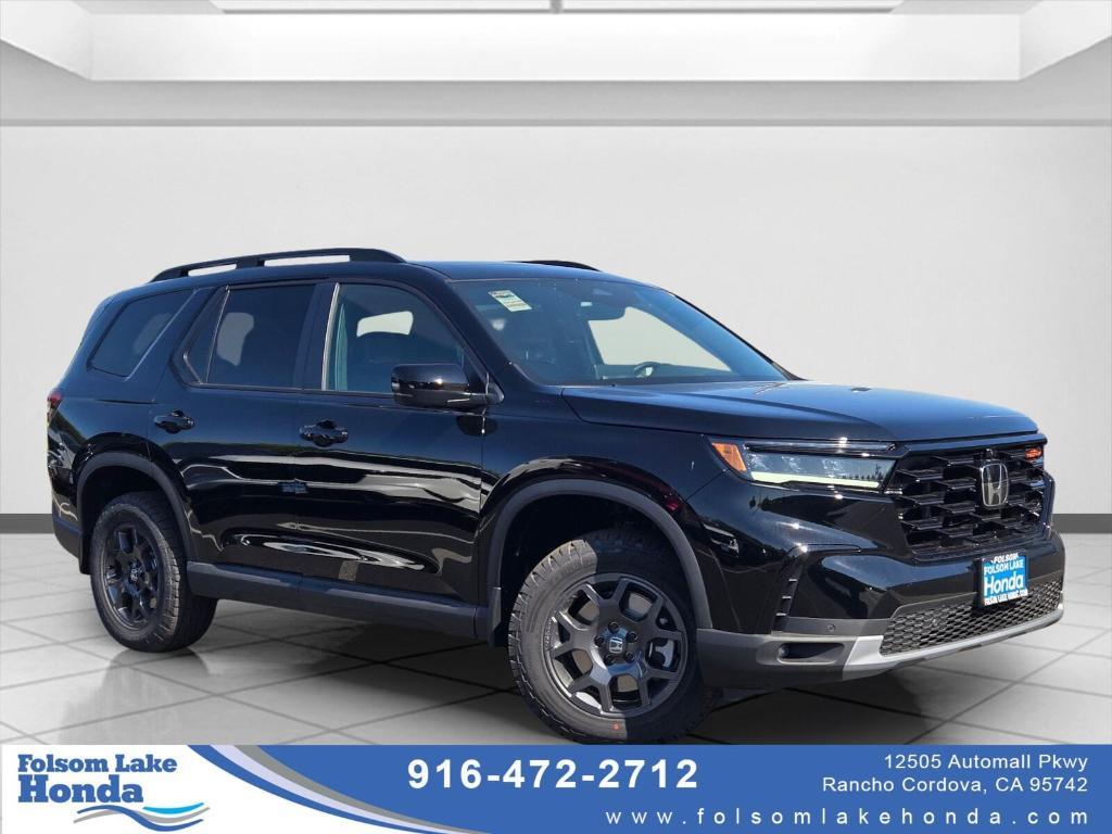 new 2025 Honda Pilot car, priced at $52,590