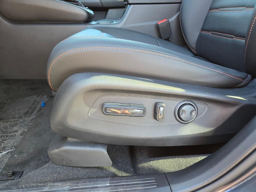 new 2026 Honda CR-V Hybrid car, priced at $43,370