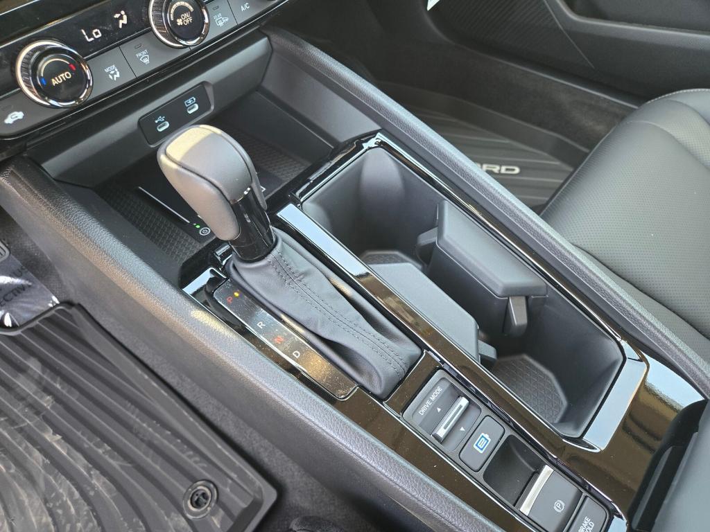 new 2025 Honda Accord Hybrid car, priced at $37,830
