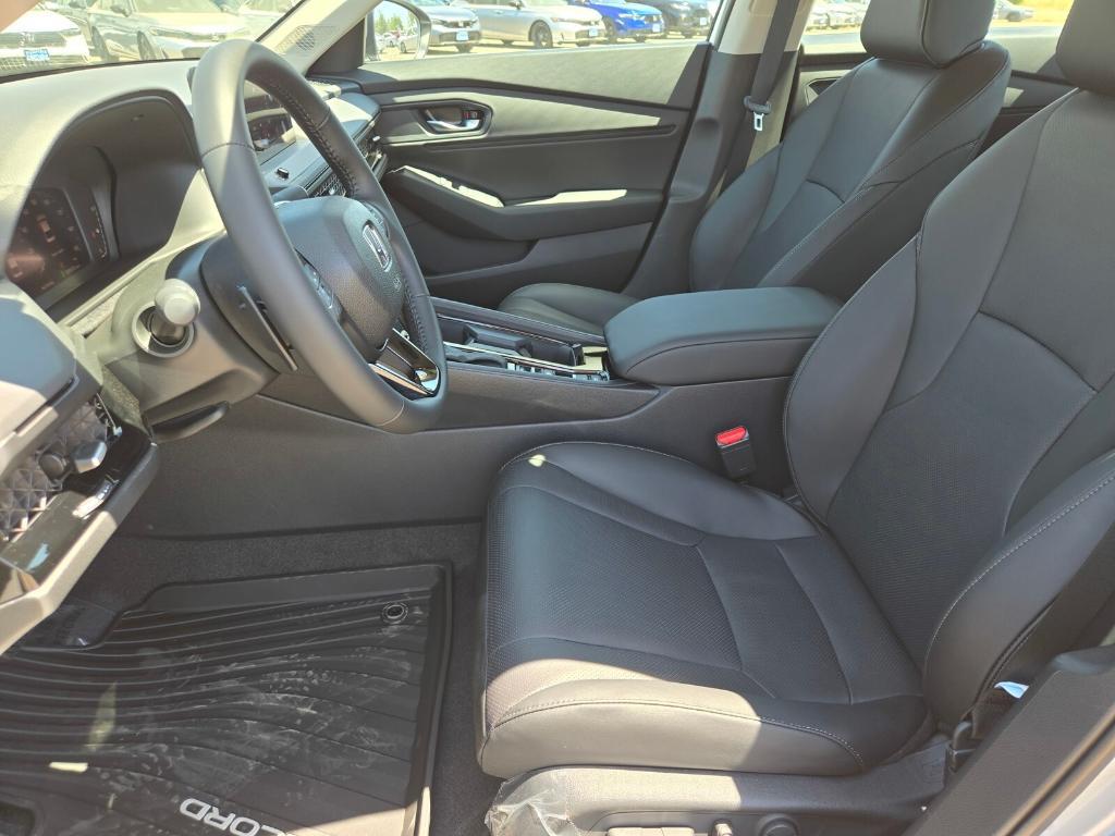 new 2025 Honda Accord Hybrid car, priced at $37,830