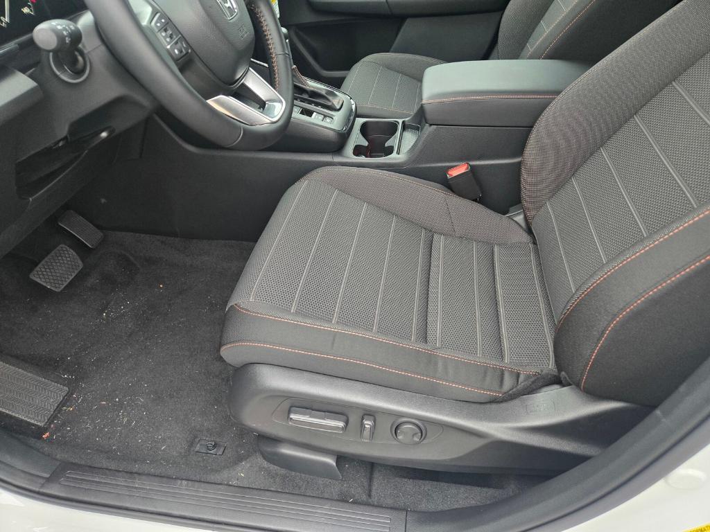 new 2026 Honda CR-V Hybrid car, priced at $40,730