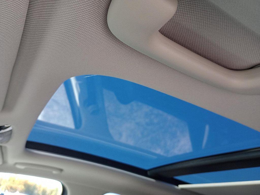 new 2026 Kia Sorento Hybrid car, priced at $41,370