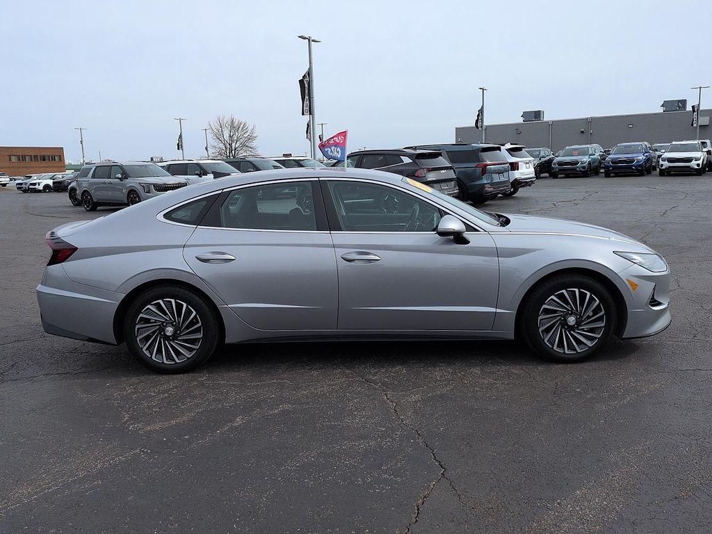 used 2023 Hyundai Sonata Hybrid car, priced at $24,299