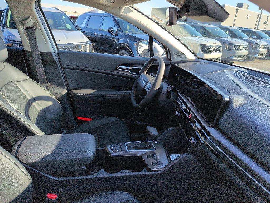 new 2026 Kia Sportage car, priced at $32,525