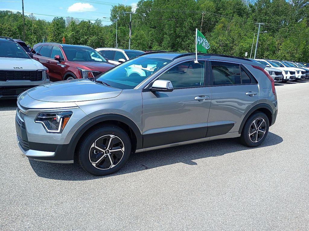 new 2025 Kia Niro car, priced at $28,499