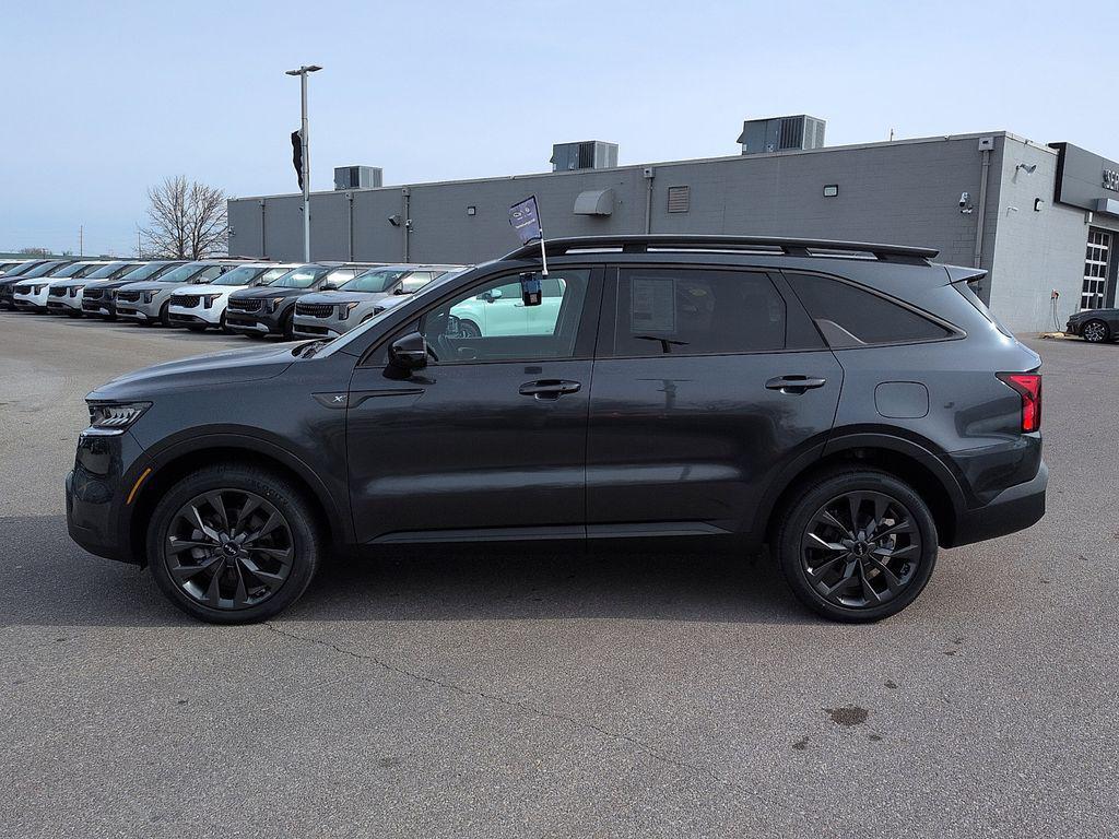 used 2023 Kia Sorento car, priced at $33,995