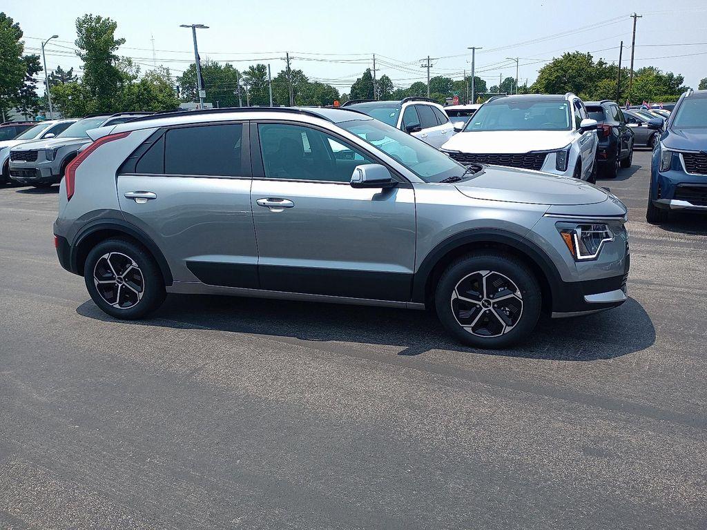 new 2025 Kia Niro car, priced at $26,999