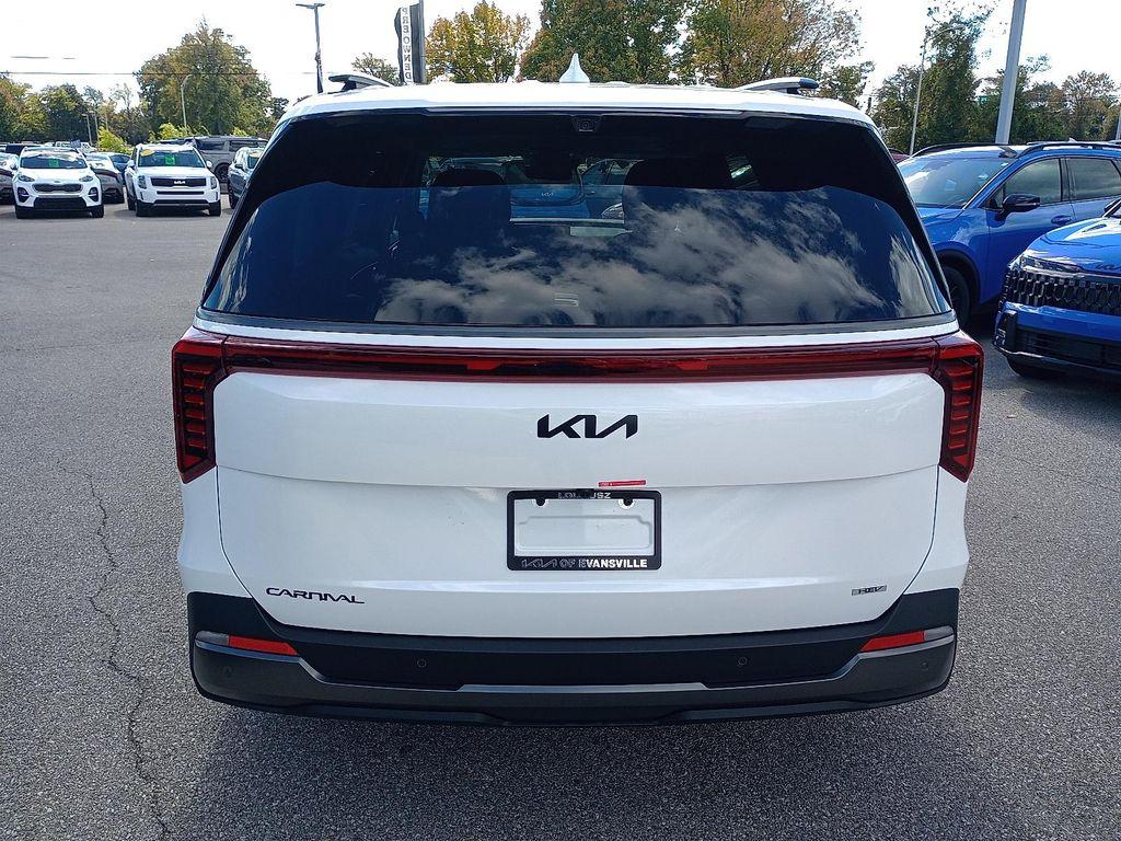 new 2026 Kia Carnival Hybrid car, priced at $53,935