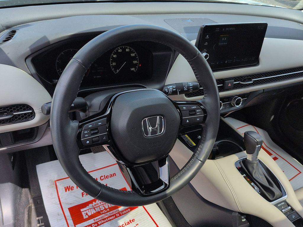 used 2025 Honda HR-V car, priced at $28,998
