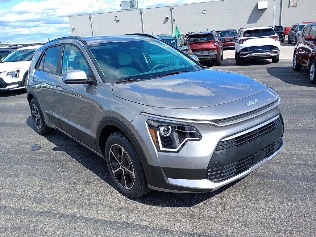 new 2025 Kia Niro car, priced at $27,999