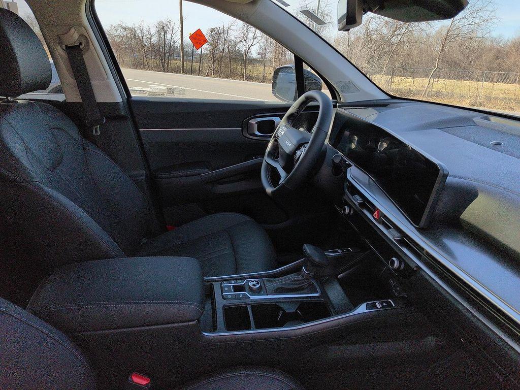 new 2026 Kia Sorento car, priced at $36,818
