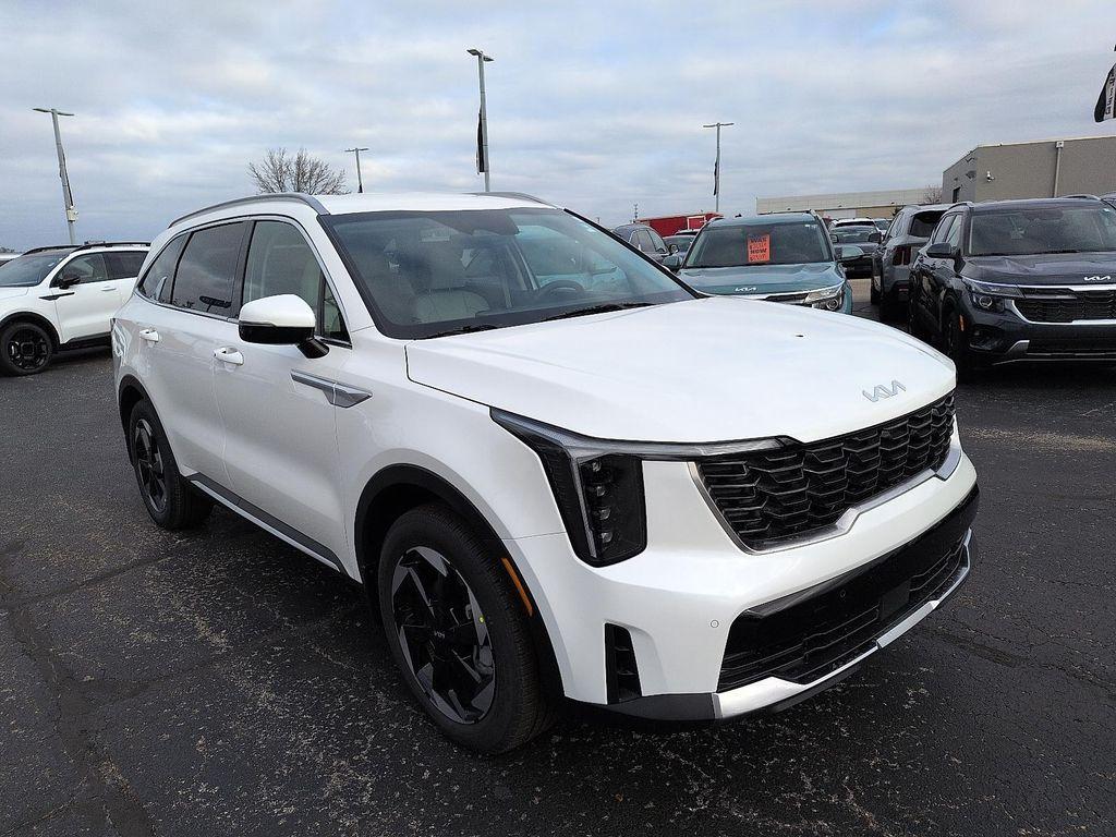 new 2026 Kia Sorento Hybrid car, priced at $40,930