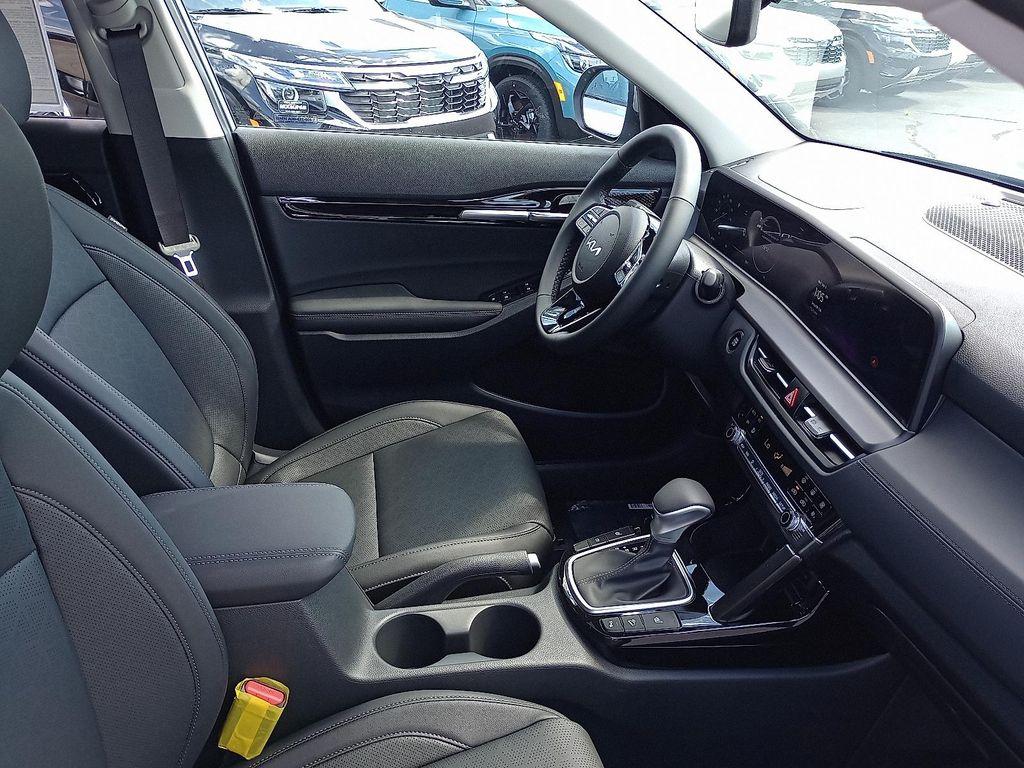 new 2026 Kia Seltos car, priced at $27,027