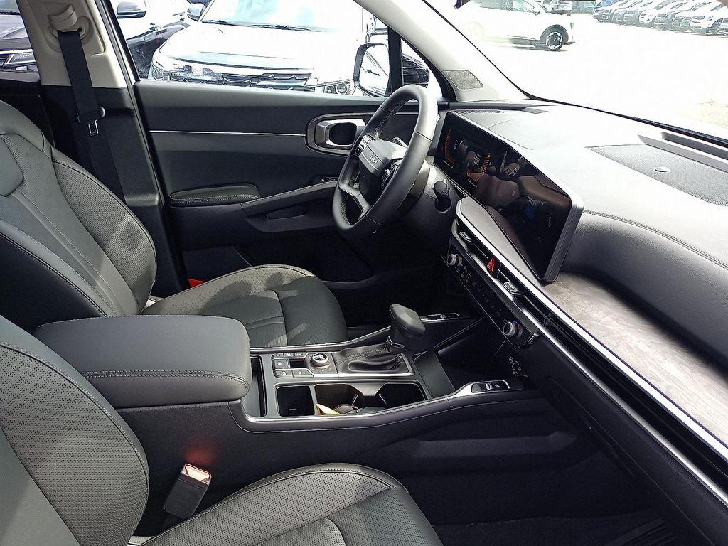 new 2026 Kia Sorento car, priced at $40,437