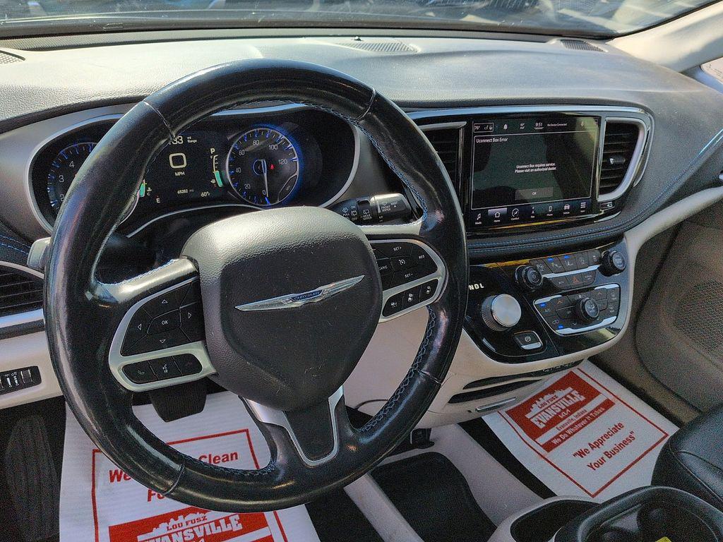 used 2021 Chrysler Pacifica car, priced at $20,804