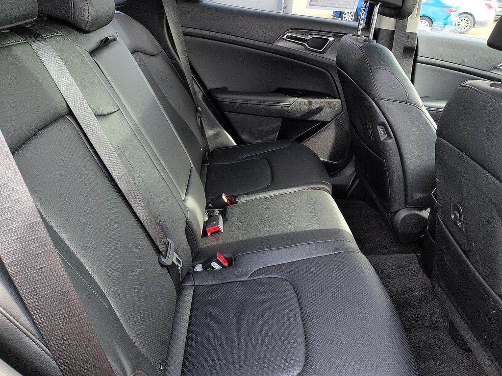 used 2025 Kia Sportage car, priced at $29,899