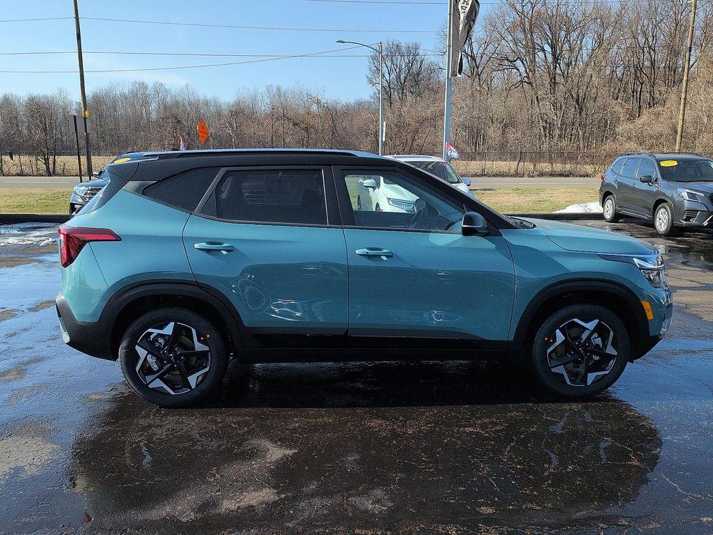 new 2026 Kia Seltos car, priced at $26,177