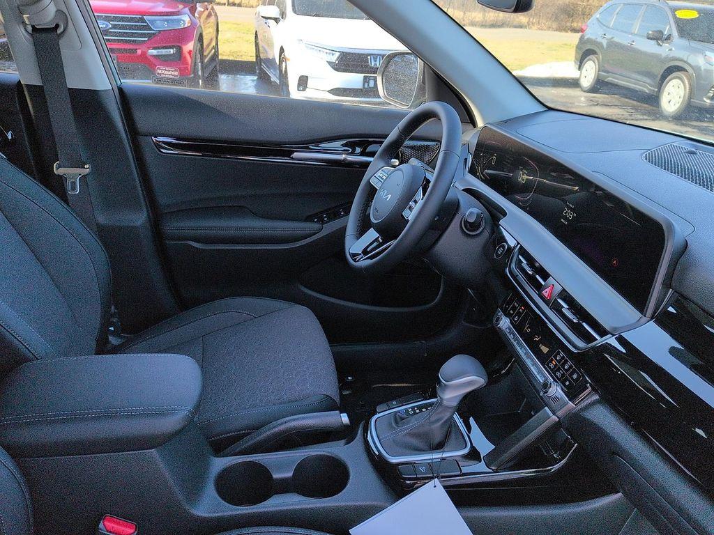 new 2026 Kia Seltos car, priced at $26,177